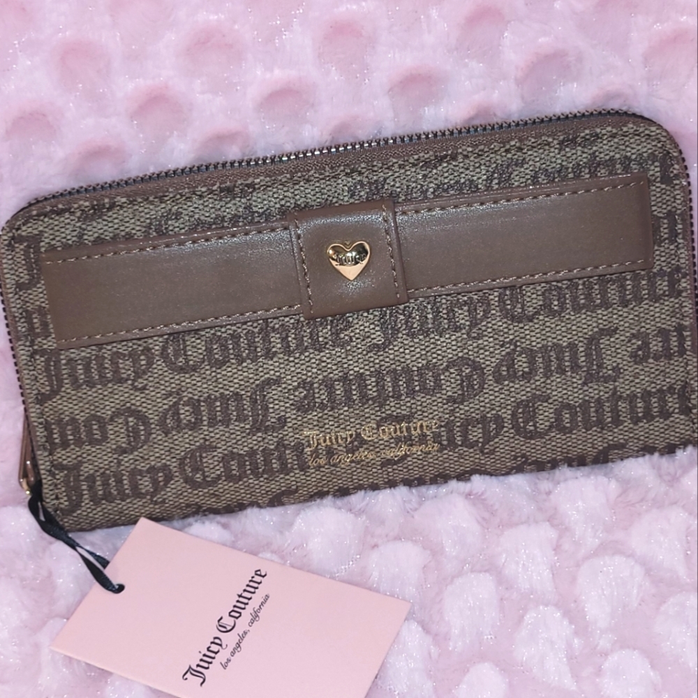 Juicy Couture wallet with bow.